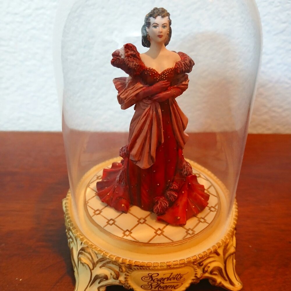 Gone With The Wind "Scarletts Shame" Collectible Glass Dome Figurine